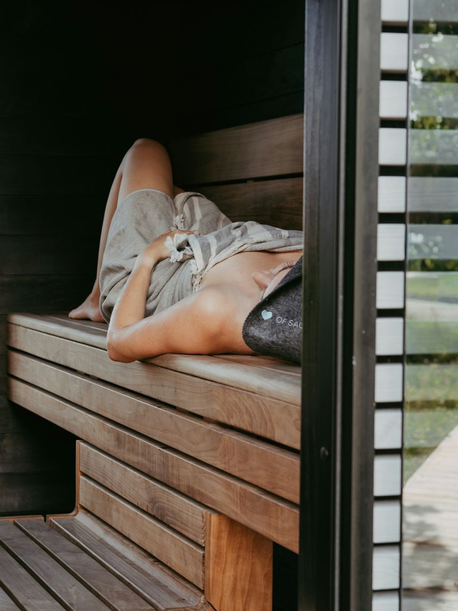 Korean bathhouses for solo female travelers: a calm, safe guide